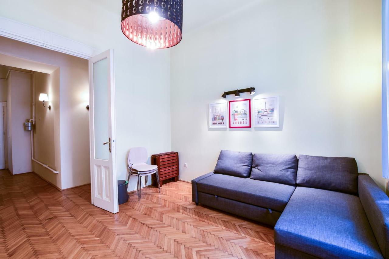 Carpathia Apartment At The Famous Vaci Street Budapest Esterno foto